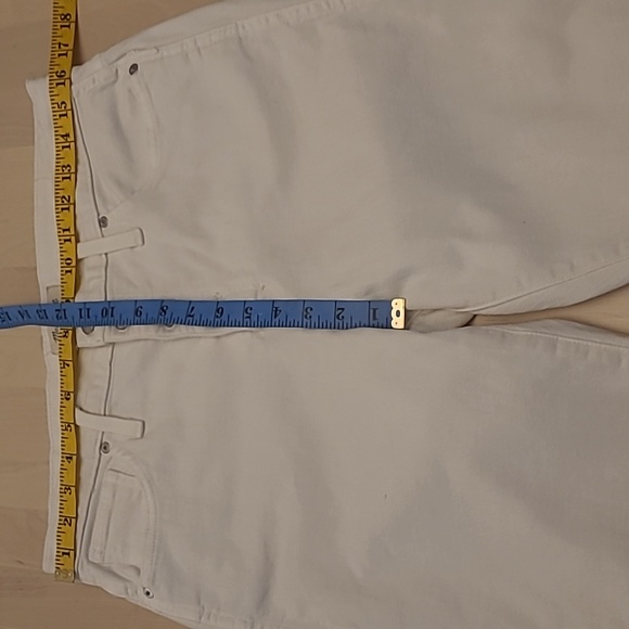 LIKE NEW Madewell 10" High Rise Skinny Cropped Fringed Hem Button Closure Jeans - Picture 6 of 17